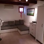 Pecsely Apartman 公寓 Pécsely