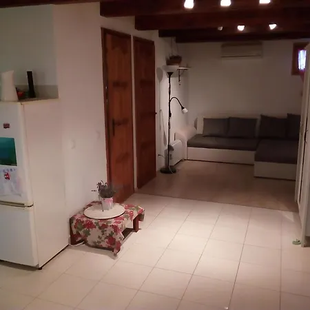 Apartment Pecsely Apartman
