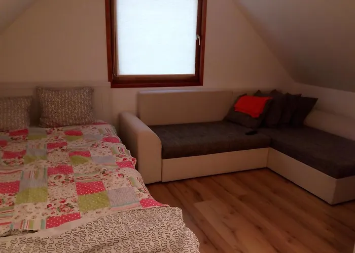 דירה Pecsely Apartman