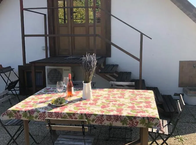 Pécsely apartman